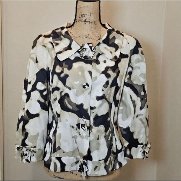 St. John Couture Cropped Floral Accents Blazer Jacket - Picture 1 of 15